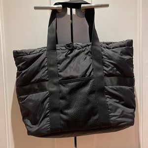 Under Armour black gym bag